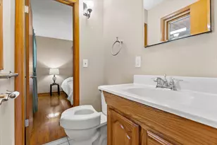 8011 Clinton Ln, Racine, WI 53406 - Photo 29