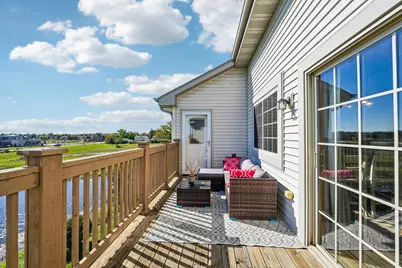 W197N16873  Stonewall Dr, Jackson, WI 53037 - Photo 21