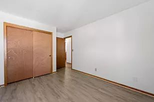 3818 E Underwood Ave, Cudahy, WI 53110 - Photo 17