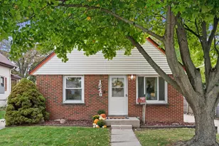 1546 S 93rd St, West Allis, WI 53214 - Photo 1