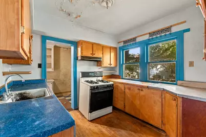 4211 N Maryland Ave, Shorewood, WI 53211 - Photo 5