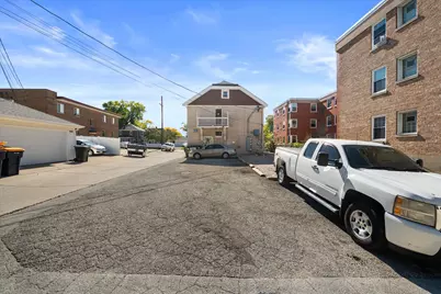 7718 W Becher St, West Allis, WI 53219 - Photo 21