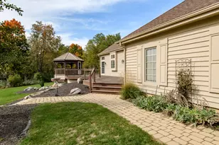 4945 S Calhoun Rd, New Berlin, WI 53151 - Photo 83