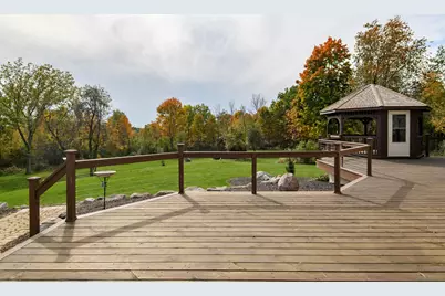 4945 S Calhoun Rd, New Berlin, WI 53151 - Photo 81