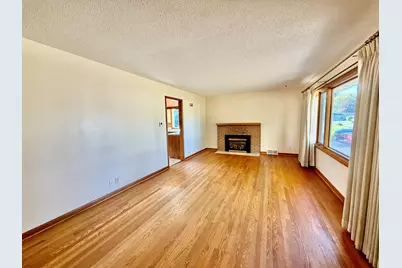 2317  31st St, La Crosse, WI 54601 - Photo 7