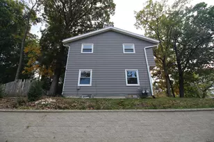 457 N Grandview Blvd, Waukesha, WI 53188 - Photo 25