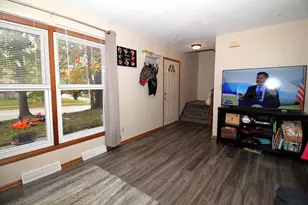 457 N Grandview Blvd, Waukesha, WI 53188 - Photo 5