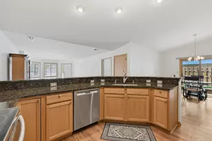 2011 27th Ave, Kenosha, WI 53140 - Photo 5