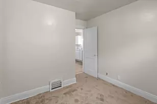 4232 W Auer Ave, Milwaukee, WI 53216 - Photo 9