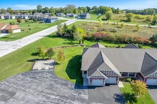 606 Danube Ct, Sheboygan Falls, WI 53085 - Photo 19