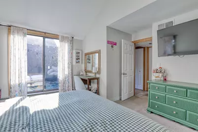 5200 S Tuckaway Blvd #365, Greenfield, WI 53221 - Photo 13