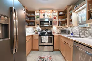 5200 S Tuckaway Blvd, Greenfield, WI 53221 - Photo 3