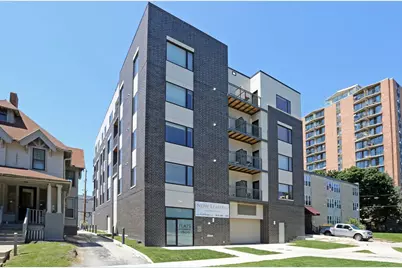 1809 N Cambridge Ave #307, Milwaukee, WI 53202 - Photo 1