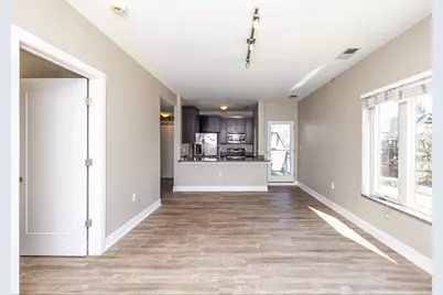 1809 N Cambridge Ave #201, Milwaukee, WI 53202 - Photo 7