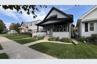 2210 S 71st St #2212, West Allis, WI 53219 - Photo 3