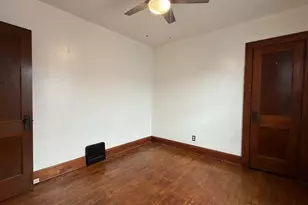 2210 S 71st St, West Allis, WI 53219 - Photo 17