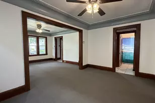 2210 S 71st St, West Allis, WI 53219 - Photo 9