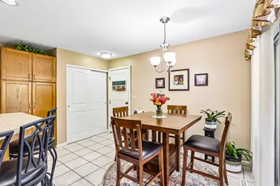 13530 W Fountain Ct, New Berlin, WI 53151 - Photo 23