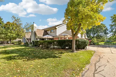 13530 W Fountain Ct, New Berlin, WI 53151 - Photo 49