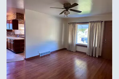 2758 S 58th St, Milwaukee, WI 53219 - Photo 5