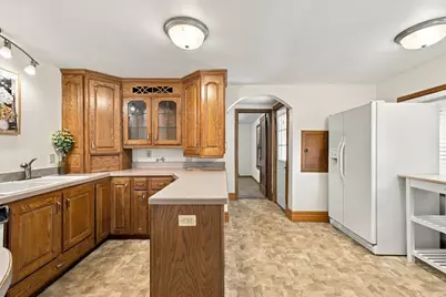 N83W13764  Fond Du Lac Ave #N83W13766, N83W13768, Menomonee Falls, WI 53051 - Photo 11