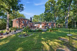 3130 Southwood Dr, Racine, WI 53406 - Photo 37
