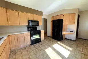 4701 Ferris Ave, Madison, WI 53716 - Photo 5