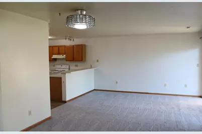 705  Horicon St #1, Horicon, WI 53032 - Photo 5