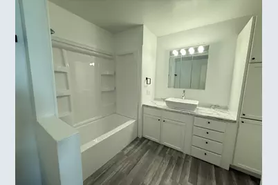 4603 N 118th St, Wauwatosa, WI 53225 - Photo 17