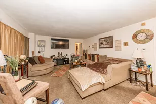 5526 W Thurston Ave, Milwaukee, WI 53218 - Photo 3