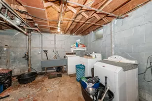 5526 W Thurston Ave, Milwaukee, WI 53218 - Photo 9