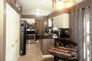 9621 64th St, Kenosha, WI 53142 - Photo 9
