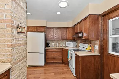 33733  Academy Rd, Racine, WI 53105 - Photo 11