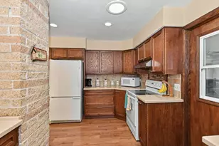 33733 Academy Rd, Racine, WI 53105 - Photo 11