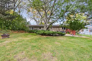 102 Birch Ln, Hartford, WI 53027 - Photo 17