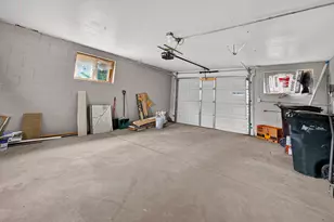 2423 Cleveland Pl, South Milwaukee, WI 53172 - Photo 23