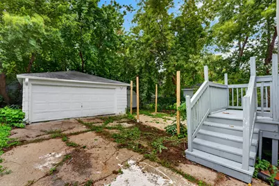 4425 W Hampton Ave, Milwaukee, WI 53218 - Photo 25