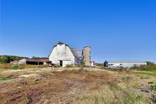 W8467 Hwy 11 Hwy, Darien, WI 53115 - Photo 11