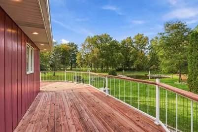 24026 W Oakwood Ln, Racine, WI 53139 - Photo 31