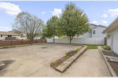 127  Marigold Ln, West Salem, WI 54669 - Photo 31