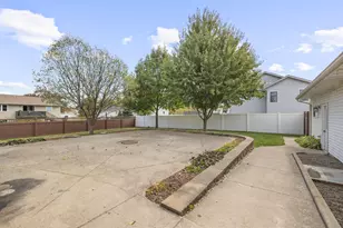 127 Marigold Ln, West Salem, WI 54669 - Photo 31