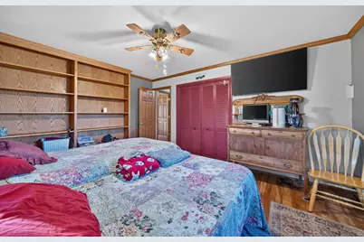 4303 E Parke Ridge Ln, Sheboygan, WI 53083 - Photo 15