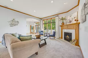 2135 Deer Path, Waukesha, WI 53189 - Photo 9