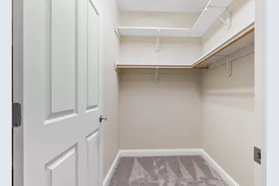 17490  Crest Hill Dr #10, Brookfield, WI 53045 - Photo 21