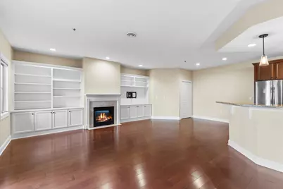 17490  Crest Hill Dr #10, Brookfield, WI 53045 - Photo 7