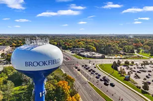 17490 Crest Hill Dr, Brookfield, WI 53045 - Photo 31