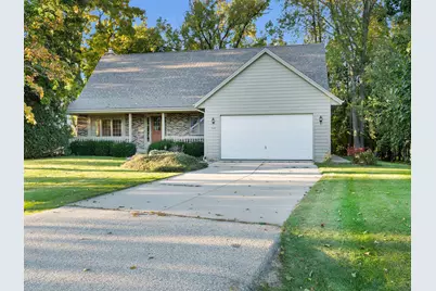 6196  Oak Brook Dr, Lyons, WI 53105 - Photo 65