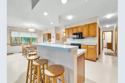 6196  Oak Brook Dr, Lyons, WI 53105 - Photo 17