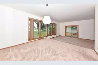 N112W19666  Mequon Rd, Germantown, WI 53022 - Photo 13