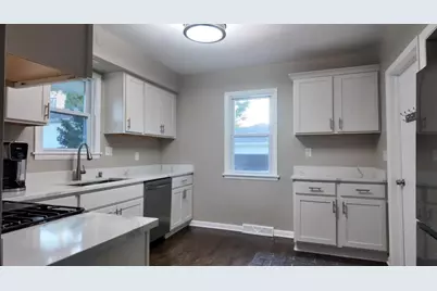 W168N9091  Garden Ave, Menomonee Falls, WI 53051 - Photo 5